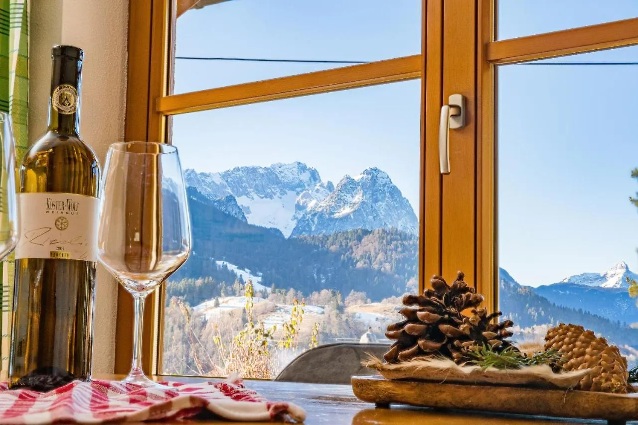 Zur Schoenen Aussicht Hotel Garni Garmisch-Partenkirchen Germany